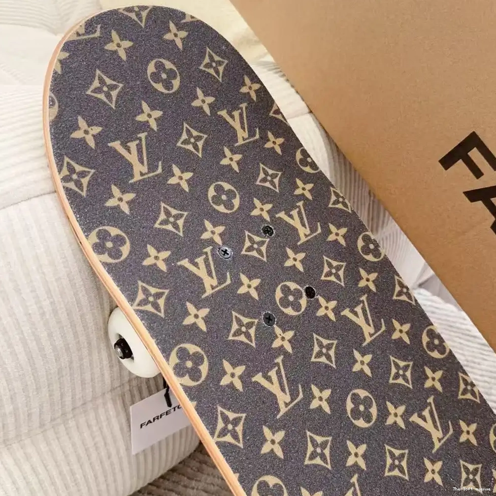 LV SKATEBOARD BROWN MONOGRAM CUSTOM 0523